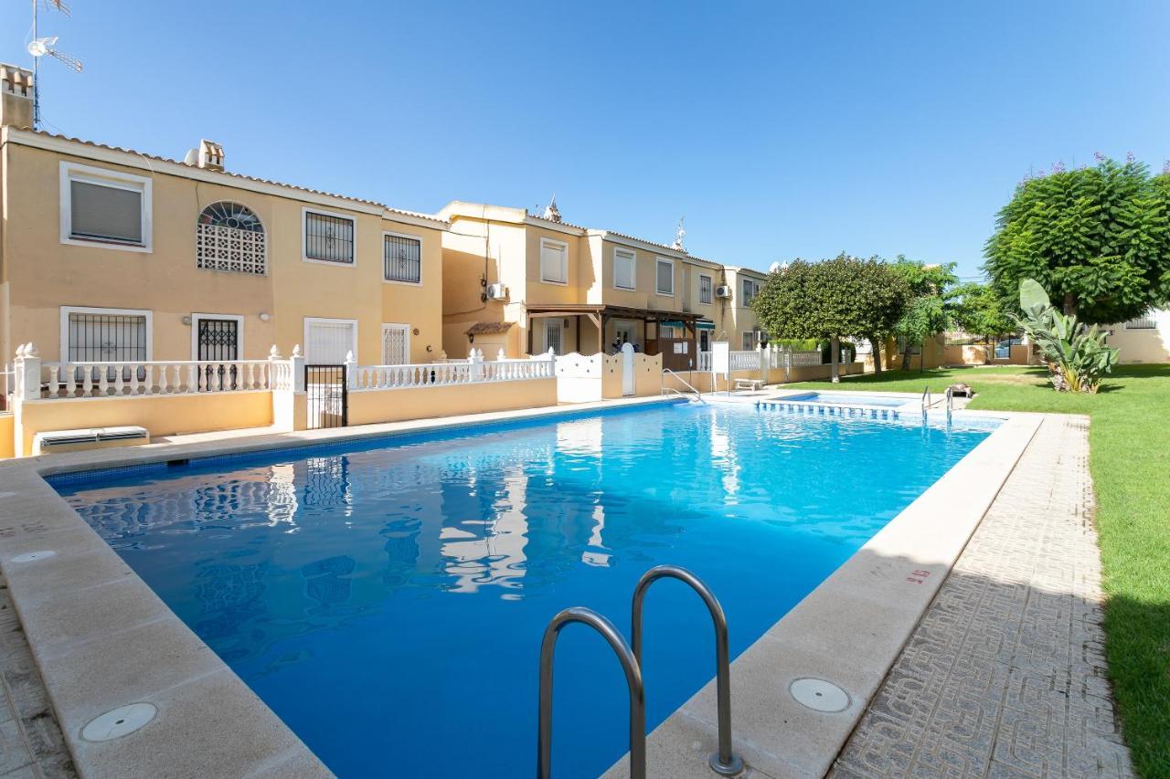Heads 2 Holiday Homes Apartment Villamartin (Valencia) Exterior foto